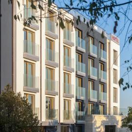 Amiral Hotel, khách sạn ở Varna City
