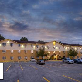 Super 8 by Wyndham Cromwell/Middletown, хотел в Кромуел