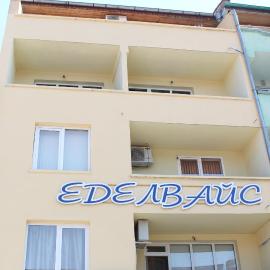 Edelvais Guest House