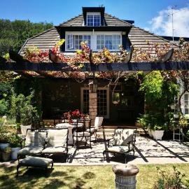 Forest Hall Guest House, hotelli kohteessa Port Elizabeth