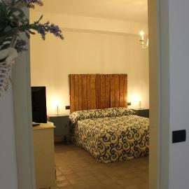 AGRITURISMO LE ZORLESCHE, хотел в Camisano