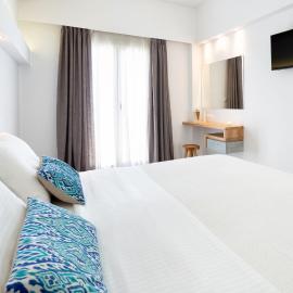 Viesnīca Golden Beach Hotel pilsētā Krisiakti