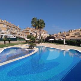 Bright spacious 2 BDR Apt, near Arenal beach Javea , + FREE parking, viešbutis mieste Chavėja