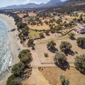 Theonis Villas Naxos 30 meters from the beach, hotel a Kanakis