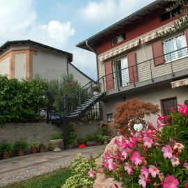Cà dei fiori, hotel v destinácii Padergnone