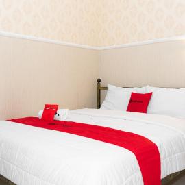 RedDoorz near Gajahmungkur Semarang – hotel w mieście Candi