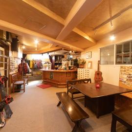 Kagura White Horse Inn, hotel di Yuzawa