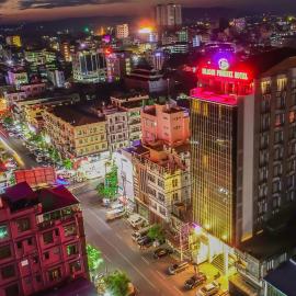 Dragon Phoenix Hotel, Hotel in Mandalay