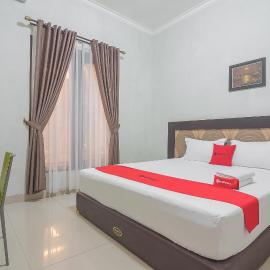 RedDoorz Plus Syariah at Banjarbaru 2, hotel a Banjarbaru