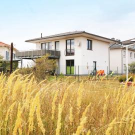 Fewo Leuchtfeuer 6, hotelli kohteessa Peenemünde