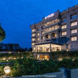 Clarks Inn Suites Raipur, khách sạn ở Raipur