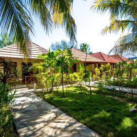 Fantastic Cottages, hotel in Gili Meno