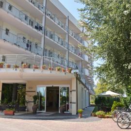 Hotel La Ninfea, viešbutis mieste Montesilvanas