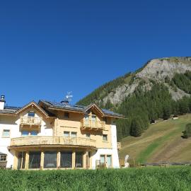 B&B Ecohotel Chalet des Alpes, hotell Livignos