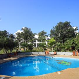 Holiday Valley Hotels And Resorts, hotel in Denkanikottai