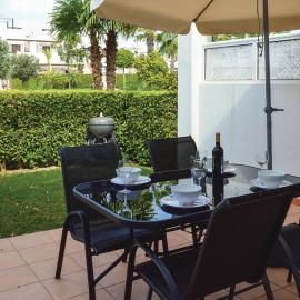 3 Bedroom Nice Apartment In Alhama De Murcia, hotel em Alhama de Múrcia