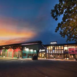THE WOOD BOUTIQUE HOTEL โรงแรมในมัวร์