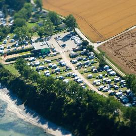 Knaus Camping- und Ferienhauspark Rügen, hotel em Altenkirchen