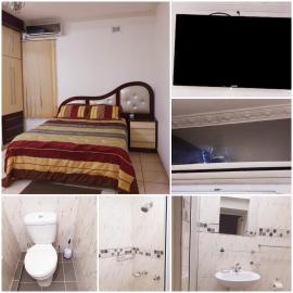 Angela's Place, hotel em Durban