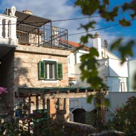 Holiday Home Bozanić, hotel u Vrbniku