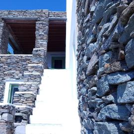Artistic Cycladic Residence with spectacular panoramic view, hotel i Exámbela