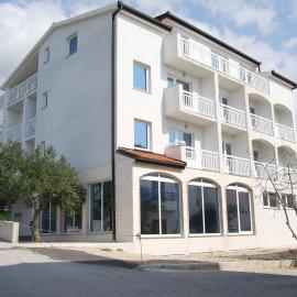 Apart-pansion Promajna, hotel in Promajna