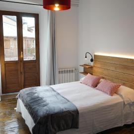 Fonda Biayna, hotell i Bellver de Cerdanya
