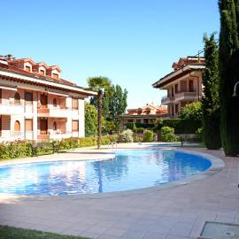 Apartamentos El Retiro del Mirador by RetiroRural, hotel in Arenas de San Pedro
