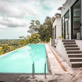 NAKED Villa