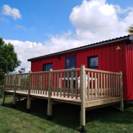 Camping du Lac de Saujon, hotel a Saujon