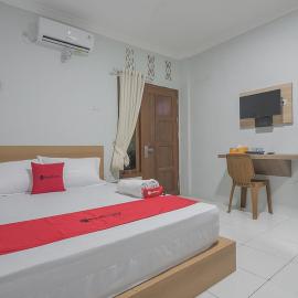RedDoorz near RSUD Dr Abdul Aziz Singkawang, hotel u gradu 'Singkawang'