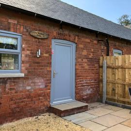 The Dairy, Wolds Way Holiday Cottages, 1 bed studio, hotel a Cottingham