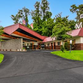 Highland Inn New Cumberland: New Cumberland şehrinde bir otel