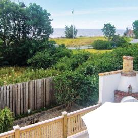 Nice Home In Beddingestrand With Sauna, hotel v destinaci Beddinge Strand
