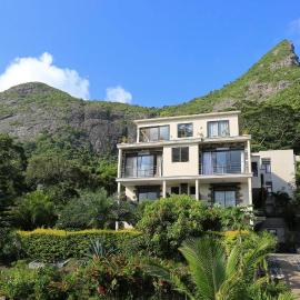 Joubarbe Residence โรงแรมในMoka