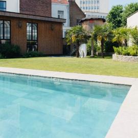 Koto Garden Suites โรงแรมในแอนต์เวิร์ป