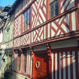 -Parking privé -La BATISSE -Logement de Charme -La Clef de Honfleur, hotel a Honfleur