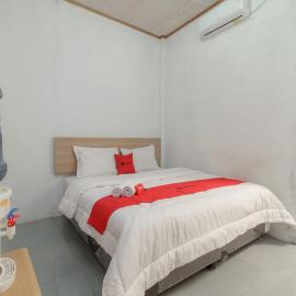 RedDoorz Syariah near Paradiso Beach Sabang, hotel in Sabang