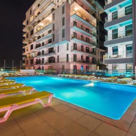 Miramare Residence Aparthotel، فندق في مامايا نورد نافورداي