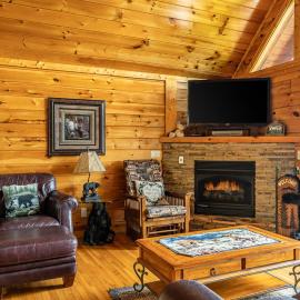 Closer to Home by Venture Smoky Mountains, hotel in Gatlinburg
