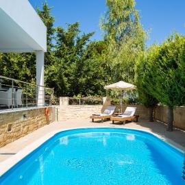 Inn Villa - Pool, BBQ, Playground & Close to Beach, By ThinkVilla