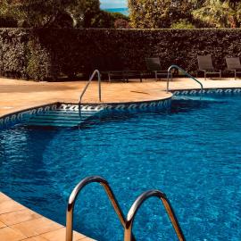 les reflets, hotel in Saint-Cyprien-Plage