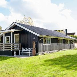 6 person holiday home in Juelsminde-By Traum, hotel Juelsmindében