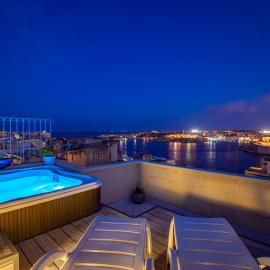 Tano's Boutique Guesthouse, hotel in Valletta