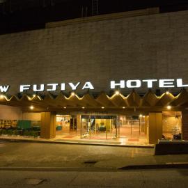 Atami New Fujiya Hotel, khách sạn ở Atami
