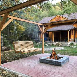 Chalet by the river, khách sạn ở Văliug