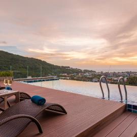 Splendid Sea View Resort