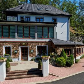 Penzion a restaurace Bílý Mlýn, hotel in Liberec