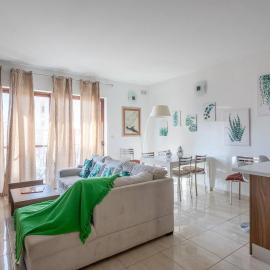 Gianni Holiday Home, hotel in Pieta