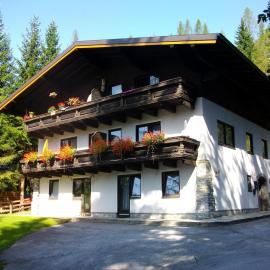 Apartment-Kraft, hotell i Lungötz